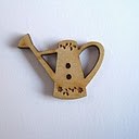 bouton bois au ptit bonheur - la cigogne qui brode