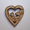 bouton bois au ptit bonheur - la cigogne qui brode